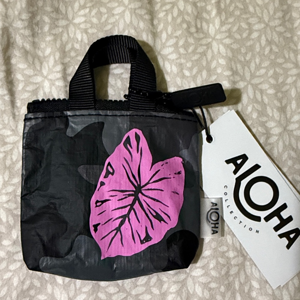 ALOHA Collection bag Tiny Tripper Kalo Camo Black Pink Taro /bag charm
